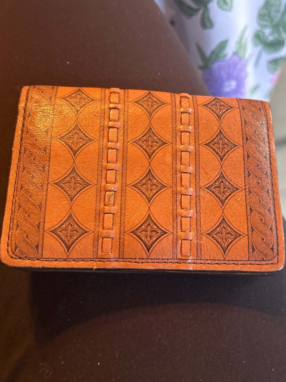 Brighton Leather Card Holder mini Wallet Brown Tooled Embossed Slim Minimalis